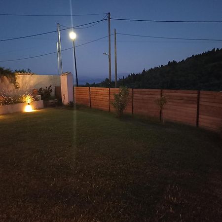 Conte Marco Cottage Mesongi Bagian luar foto